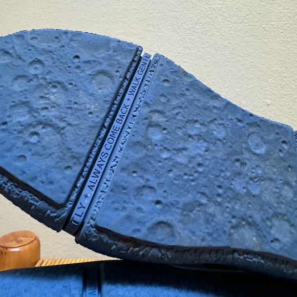 John Fluevog Piccolomini Platform Chelsea Boots - Picture 16 of 16